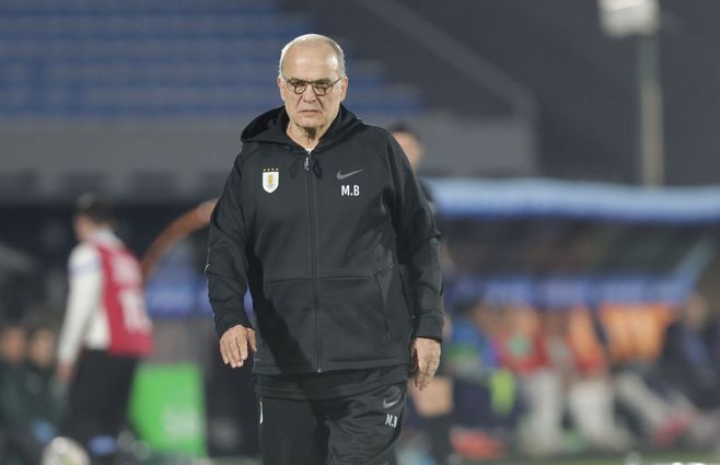 marcelo-bielsa-seleccion-uruguaya-partido-ante-paraguay-eliminatorias