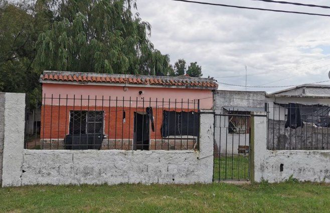 Foto: Subrayado. La vivienda donde el joven se atrincheró este lunes.