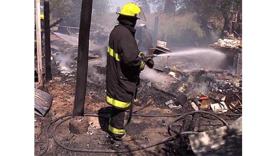 Dos detenidos por muerte de madre y bebé de 3 meses en Salto