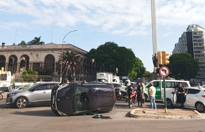 tres-cruces-choque-vuelco