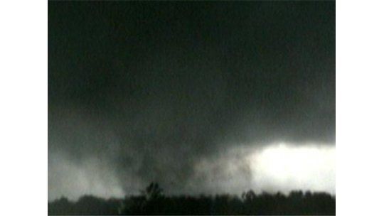 subrayado_media_legacy/tornado-EEUU.jpg