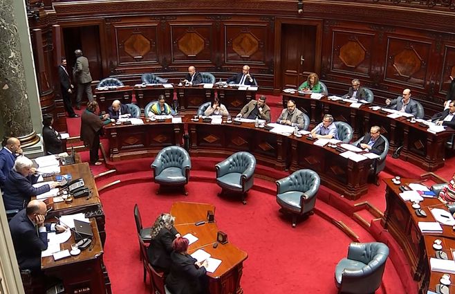 Senado-abril.jpg