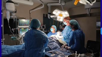 se realizo inedita operacion a bebe de ocho meses que padecia hidrocefalia