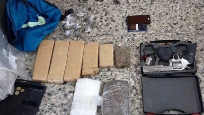 cuatro policias detenidos en san jose tras incautacion de drogas, uno es comisario