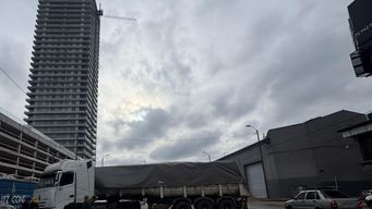 embotellamiento en rambla baltasar brum fue causado por un camion con desperfecto mecanico