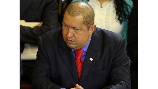 Chávez fue operado y se encuentra en buena condición física