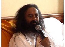 Ravi Shankar dio consejos para superar las drogas y la corrupción