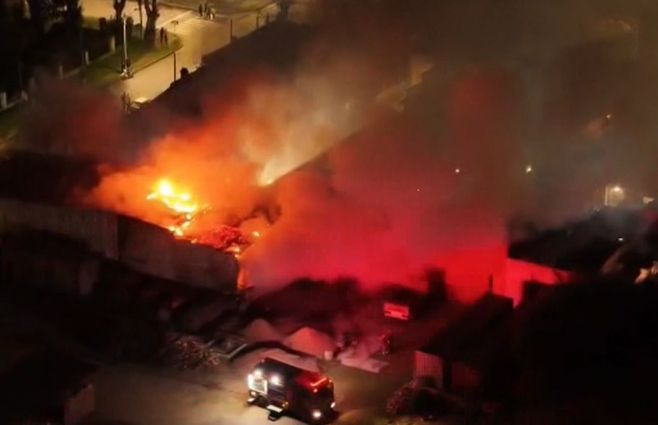 incendio-gomería-la-paz