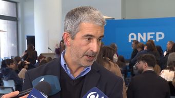 detectaron a mas de 5.000 ninos y adolescentes que no iban a clases ni estaban anotados en el sistema