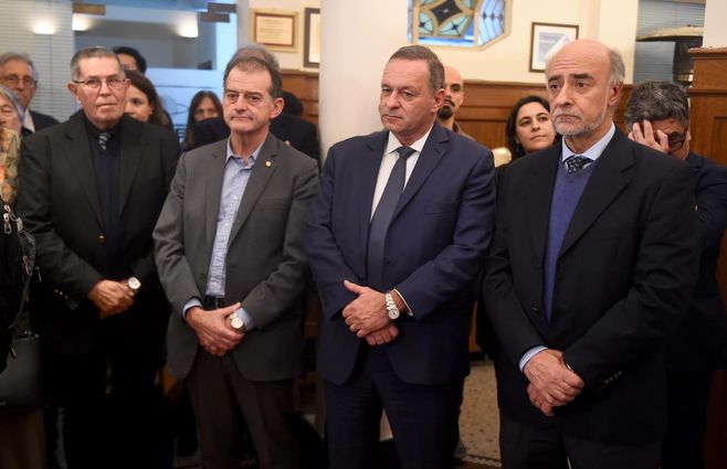 Guido Manini Ríos, Álvaro Delgado y Pablo Mieres. Foto: Foco UY