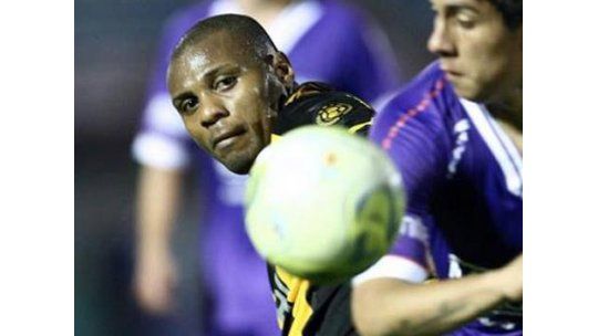 Llega la 10° fecha del Apertura: Peñarol-Defensor juegan a las 18