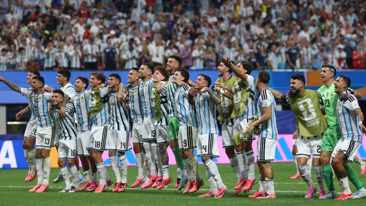 Argentina sufrió con Egipto, dio vuelta el partido y se metió en cuartos de final del Mundial