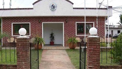 dos delincuentes armados robaron un supermercado en shangrila