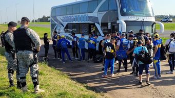 controles en ruta a los hinchas de boca que llegan para el partido ante nacional