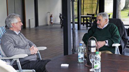 mujica planteo a vazquez ideas para traer capitales de uruguayos en el exterior