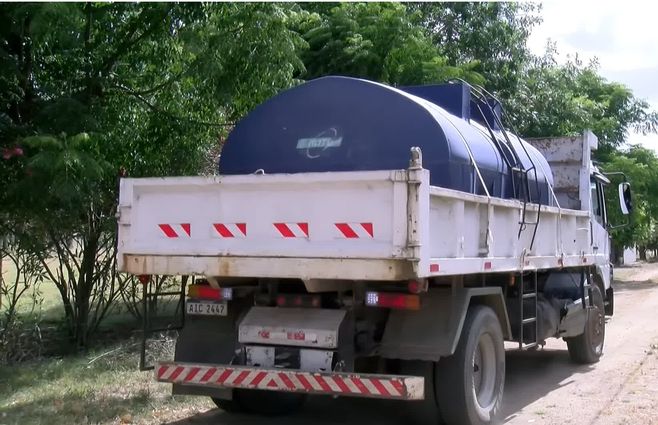 camion-cisterna-agua-potable-canelones