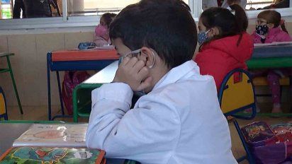 alumnos de escuelas publicas asistieron solo ocho dias a clase en setiembre