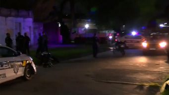 hombre asesinado por varios individuos, lo siguieron y apunalaron