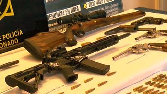 fusil, rifle, escopetas, revolveres y pistolas escondidas en un descampado cerca de minas fueron incautadas