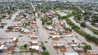 bahia blanca: continua la busqueda de sobrevivientes, hay dos ninas de 1 y 5 anos desaparecidas