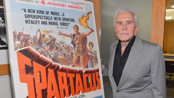 Subrayado | KIRK DOUGLAS 103 AÑOS (MEDIODIA)