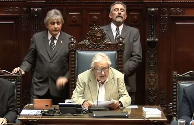 mujica-presidente-senado-2020.jpg