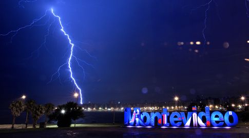 Inumet actualizó el aviso especial a la población por tormentas muy fuertes y puntualmente severas