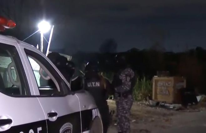 Dos homicidios simultáneos en Montevideo: una persona fue acribillada a balazos y otra maniatada y con varios impactos de bala
