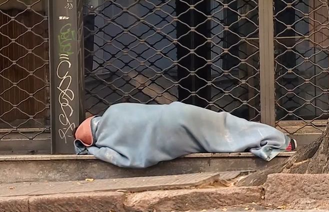 CALLE--PERSONA--INTERNACIÓN.jpg