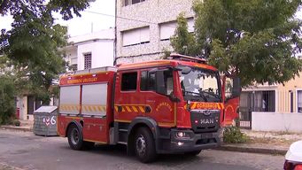 mujer de 82 anos fue rescatada de un incendio en su apartamento en el barrio jacinto vera