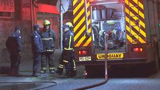 Encontraron muerto a un hombre adentro de una carpa incendiada en Nuevo París; hay un detenido Encontraron muerto a un hombre adentro de una carpa incendiada en Nuevo París; hay un detenido