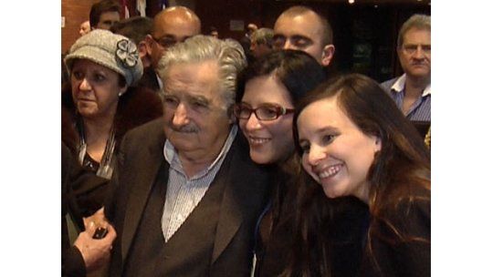 Mujica pide una política especial del Mercosur con China