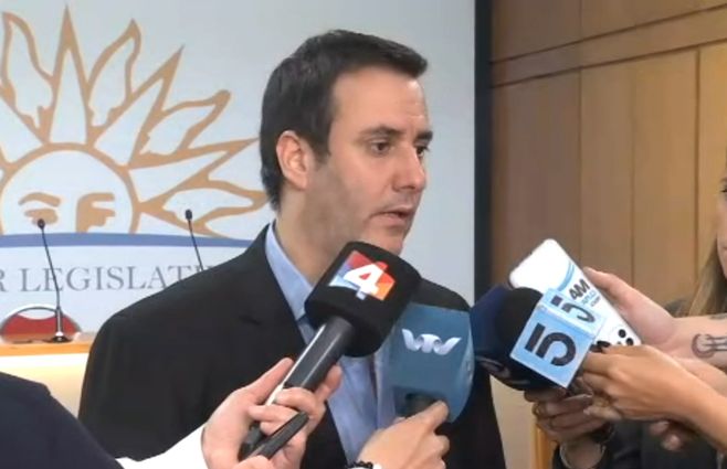 CONRADO-RODRIGUEZ-PARLAMENTO-ODDONE