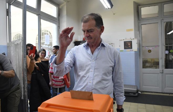 Manini Ríos vota. Foto: FocoUy