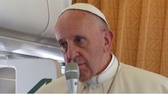 francisco papa avion polonia