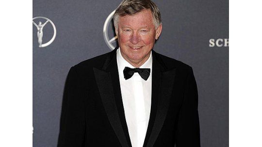 Ferguson: Suárez es una vergüenza para el Liverpool