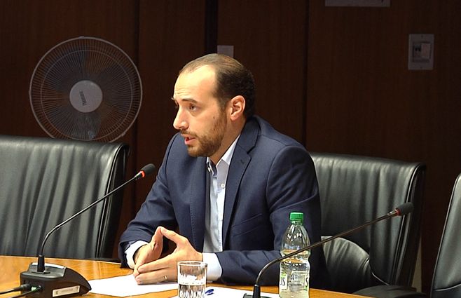FERNANDO-AMADO-COMISIÓN.jpg