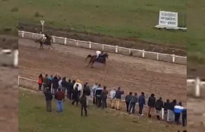 La carrera fue organizada por un privado en el hipódromo Viera y Benavidez de Mercedes.