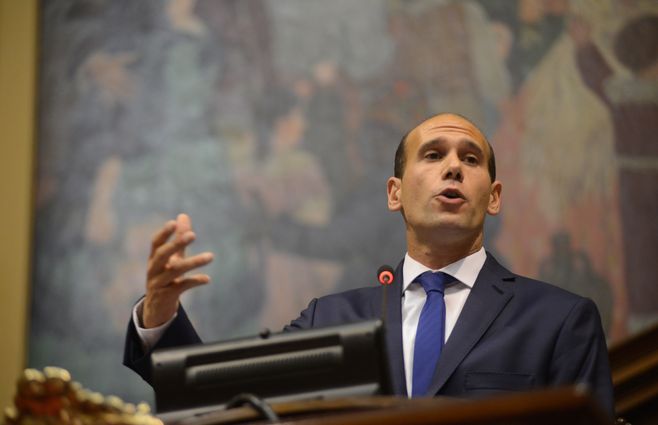 Martín Lema anunció al salir de la presidencia de Diputados que se ahorró 4 millones de dólares en un año.