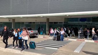 semana de turismo: 176.694 personas salieron del pais entre el viernes 11 y el jueves 17 de abril