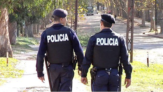 policias