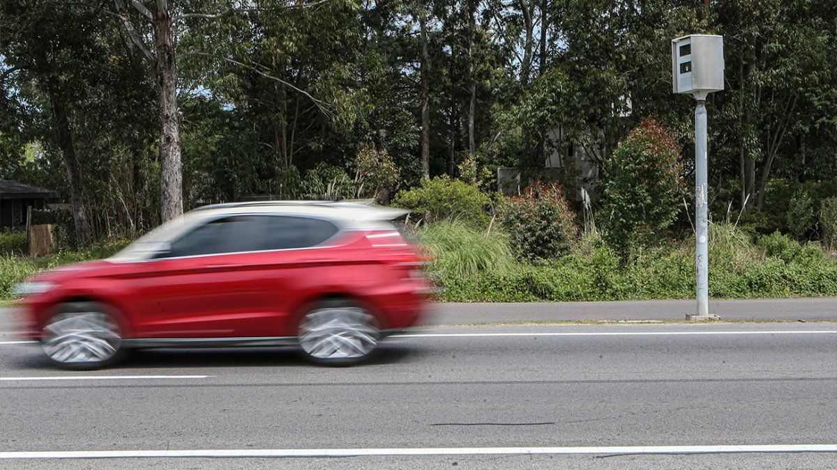 MTOP aplicará fiscalización de velocidad promedio en rutas: director de Vialidad explicó cómo funciona