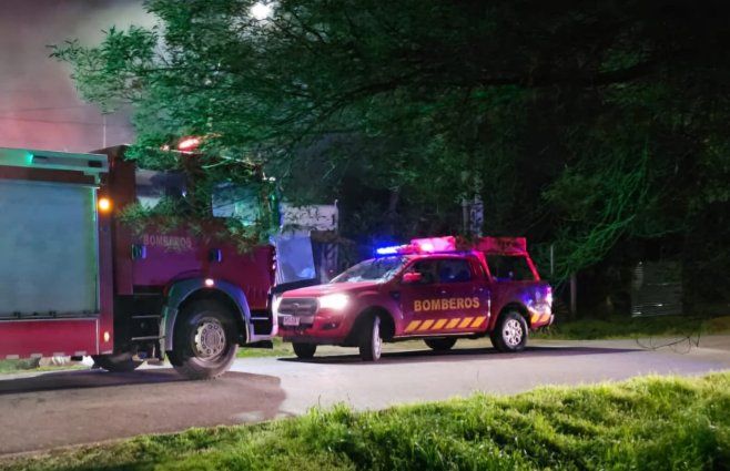 Foto: Bomberos, vía Policía de Canelones. 