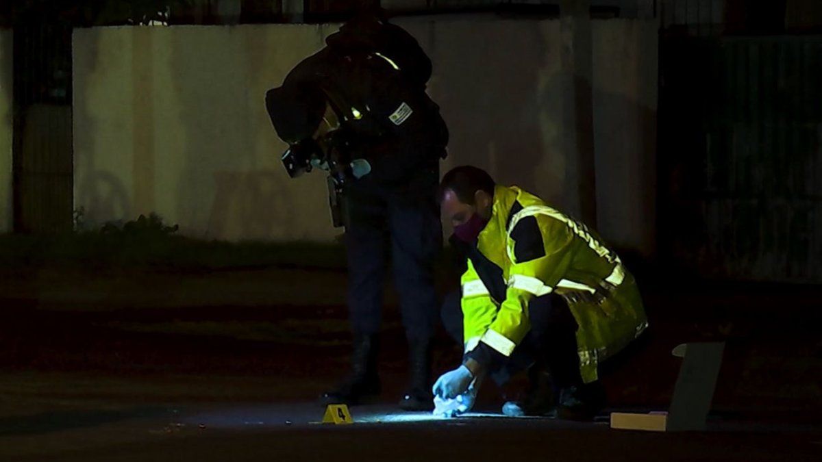 Mataron a tiros a un hombre en Villa Española: sis
