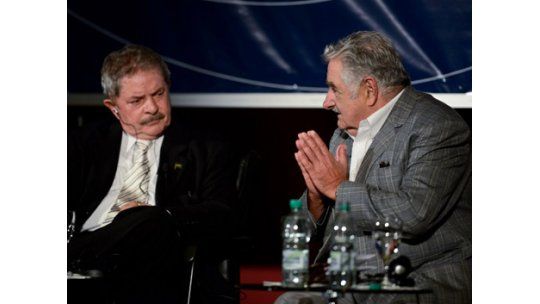 Mujica se reúne con Lula este lunes y en marzo con Maduro
