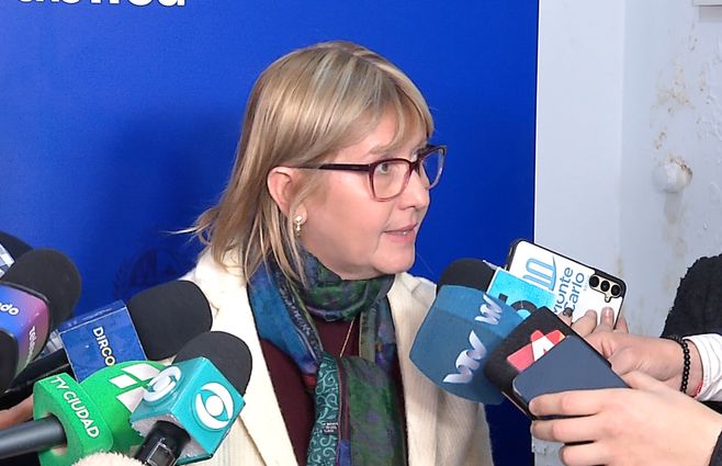 cristina-lustemberg-ministra-de-salud-pública.jpg