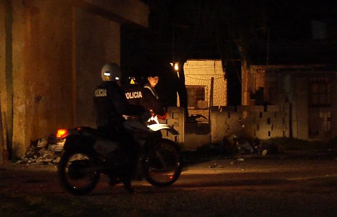 allanamiento-nocturno-policia.jpg