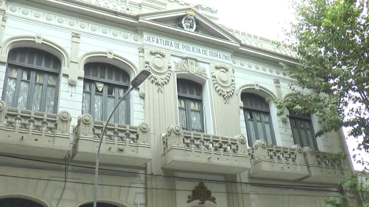 Cuento del tío: en una llamada le dijeron que su hijo necesitaba dinero tras sufrir un siniestro; le llevaron $220.000