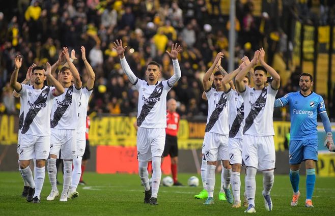 peñarol danubio 28 agosto 2022 foco uy dante fernandez (13).jpeg