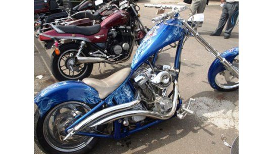 Aduanas desbarató contrabando de motos por más de 100.000 dólares